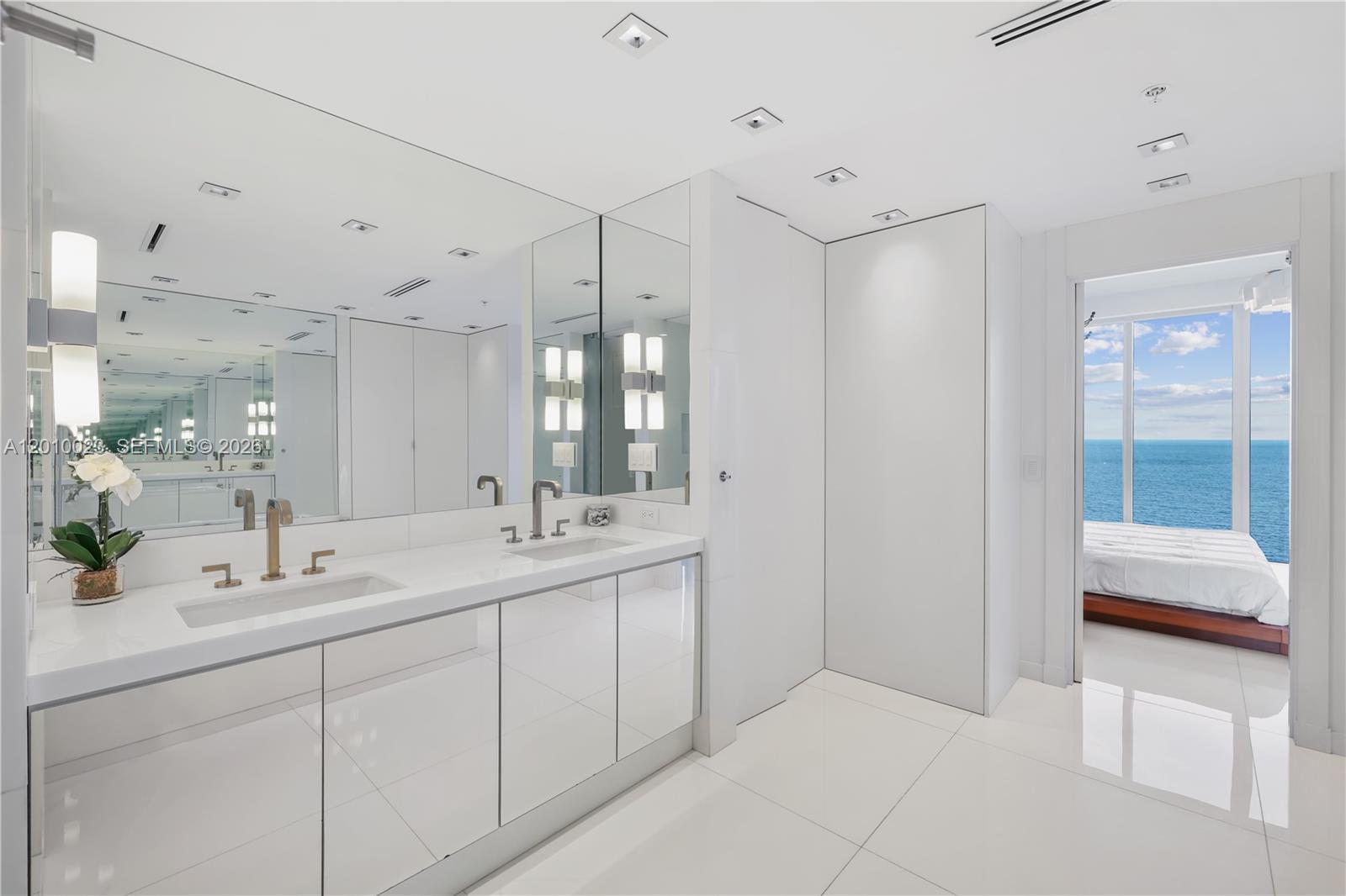 6899 Collins Avenue, Unit 2208 Miami Beach, FL 33141 - Photo 35 of 69