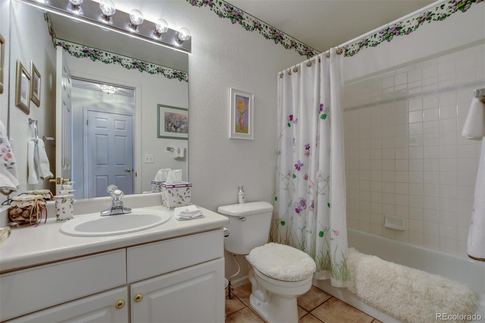 3852 Lee Circle Wheat Ridge, CO 80033 - Photo 15 of 31 Gallery Image 15