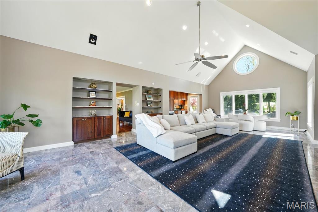 2 Lindworth Drive St. Louis, MO 63124 - Photo 13 of 59