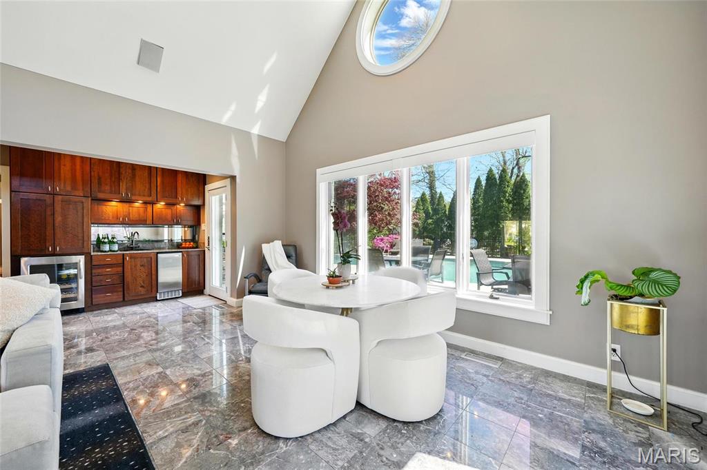 2 Lindworth Drive St. Louis, MO 63124 - Photo 16 of 59