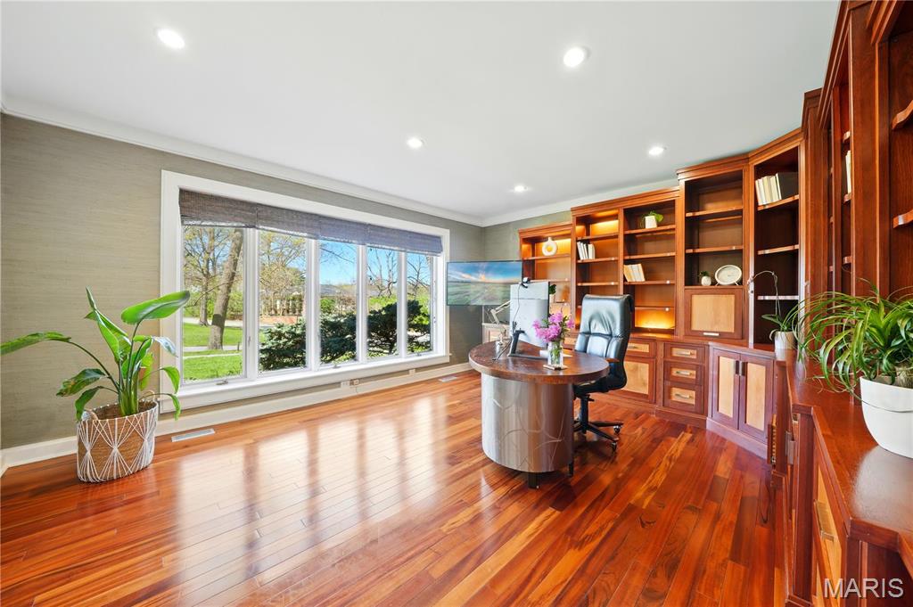 2 Lindworth Drive St. Louis, MO 63124 - Photo 19 of 59