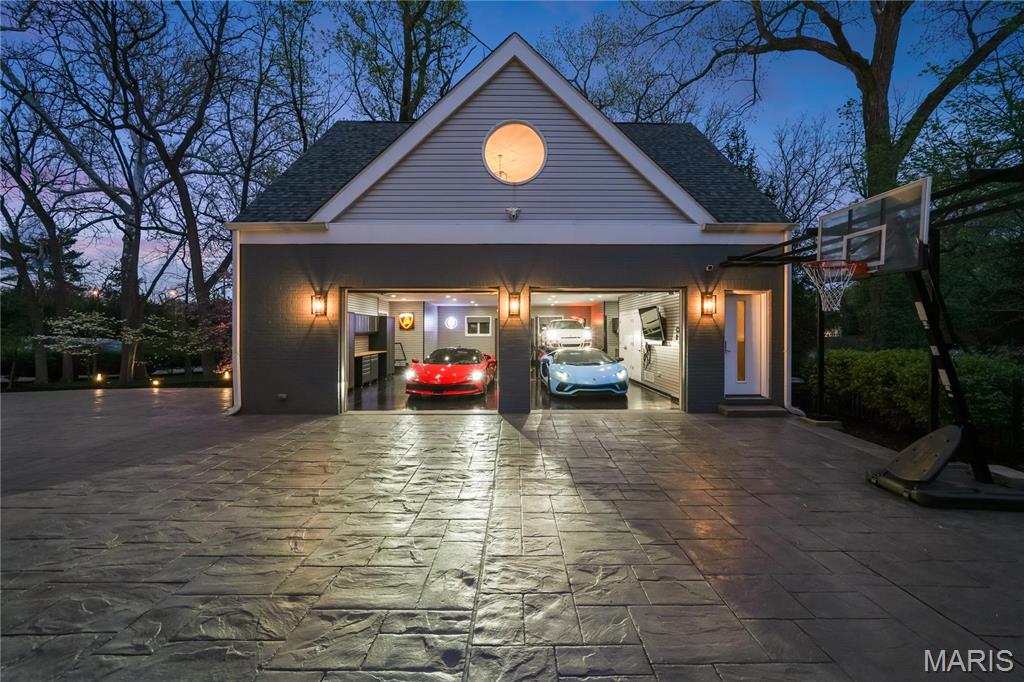 2 Lindworth Drive St. Louis, MO 63124 - Photo 6 of 59