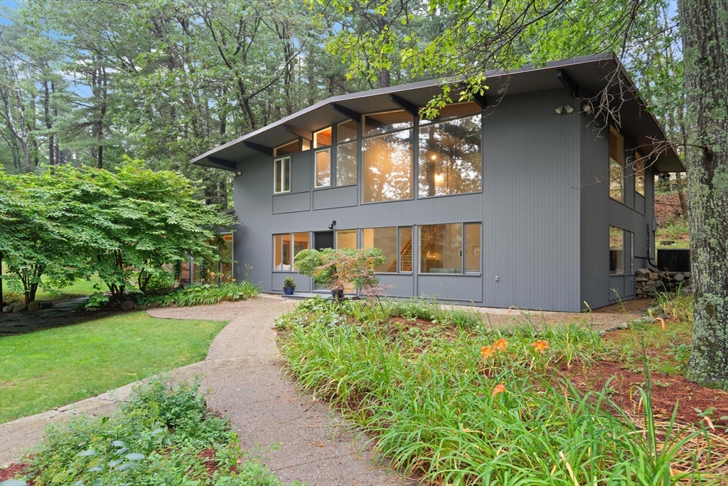 37 Alden Road Wayland, MA 01778 - Photo 2 of 42 Gallery Image 2