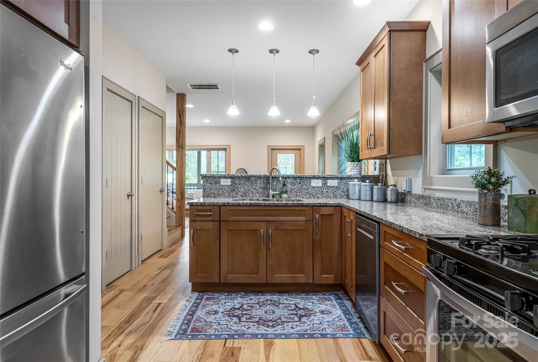 135 Spooks Branch Road Asheville, NC 28804 - Photo 11 of 38 Gallery Image 11
