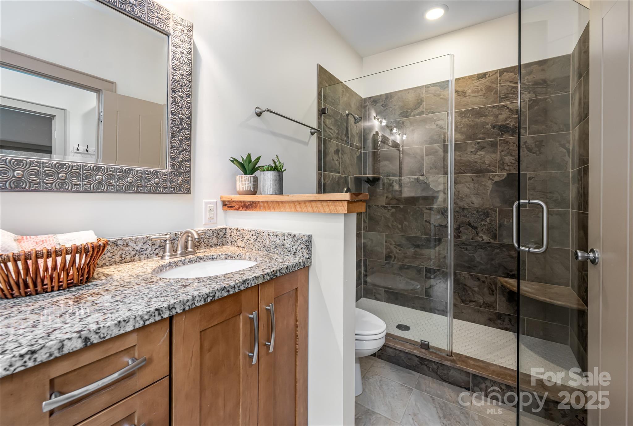 135 Spooks Branch Road Asheville, NC 28804 - Photo 17 of 38 Gallery Image 17