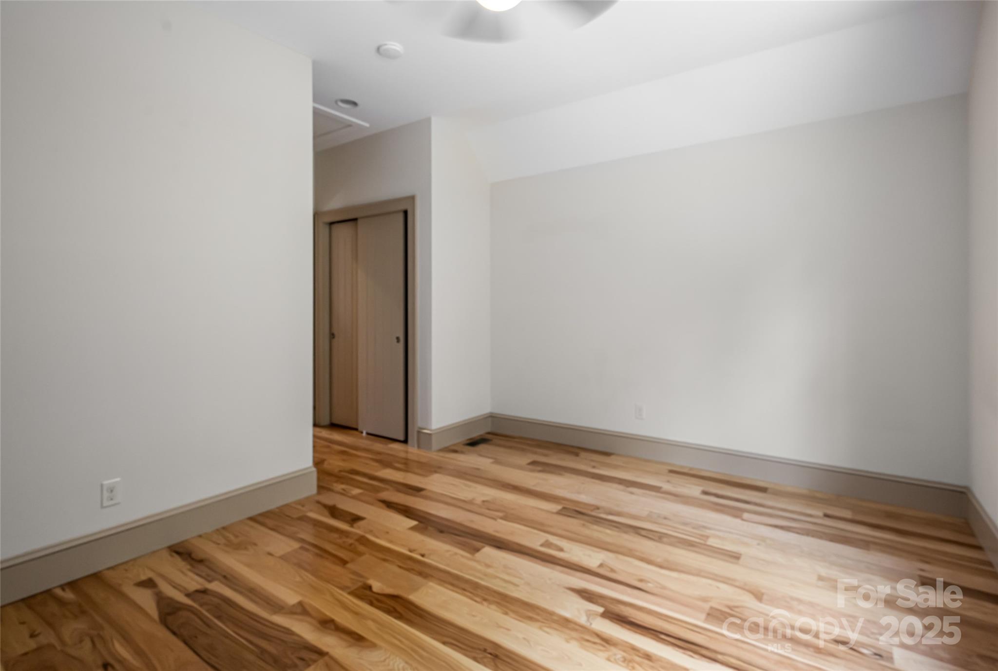 135 Spooks Branch Road Asheville, NC 28804 - Photo 21 of 38 Gallery Image 21