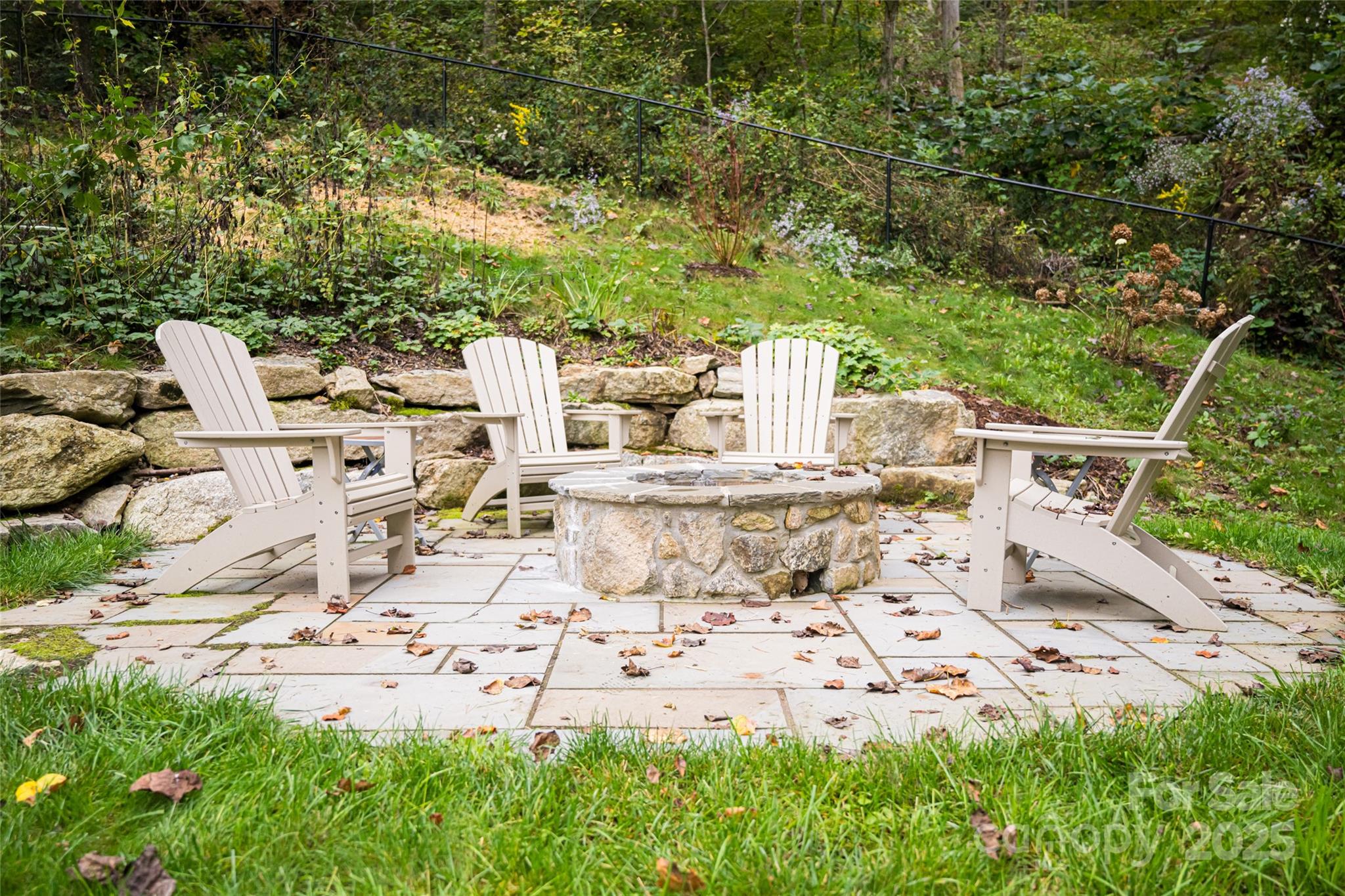 135 Spooks Branch Road Asheville, NC 28804 - Photo 31 of 38 Gallery Image 31
