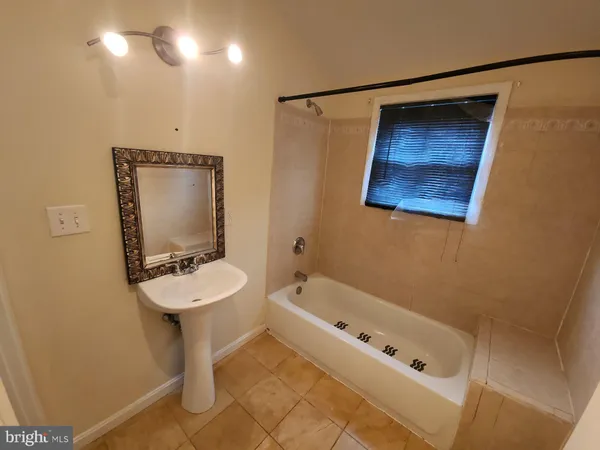 $2,200 | 2804 Christopher Avenue, Baltimore, MD 21214