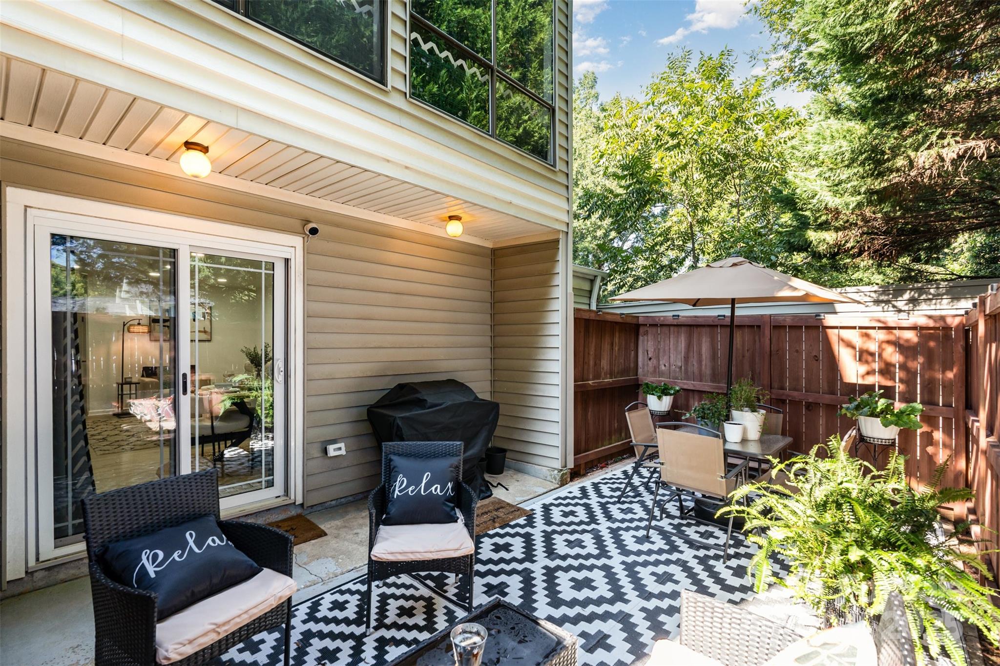 1635 Merry Oaks Road Charlotte, NC 28205 - Photo 14 of 15 a outdoor view with a sitting space