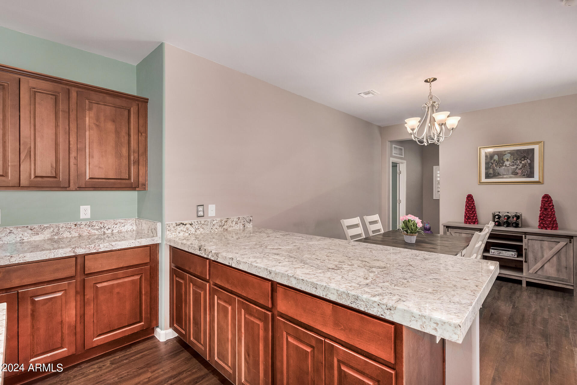 1527 East Apollo Road Phoenix, AZ 85042 - Photo 15 of 56 15 - Apollo