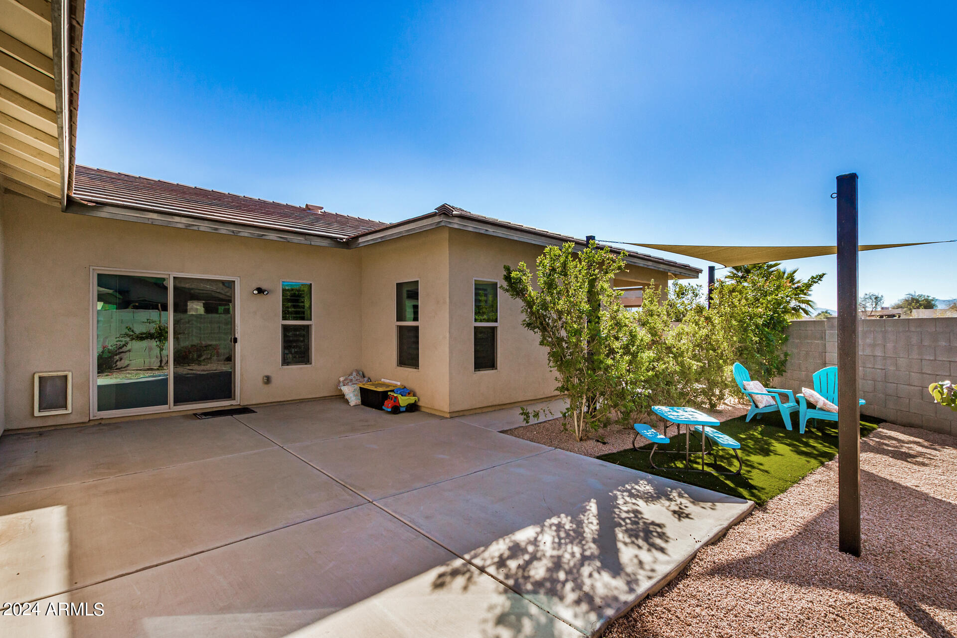 1527 East Apollo Road Phoenix, AZ 85042 - Photo 31 of 56 31 - Apollo