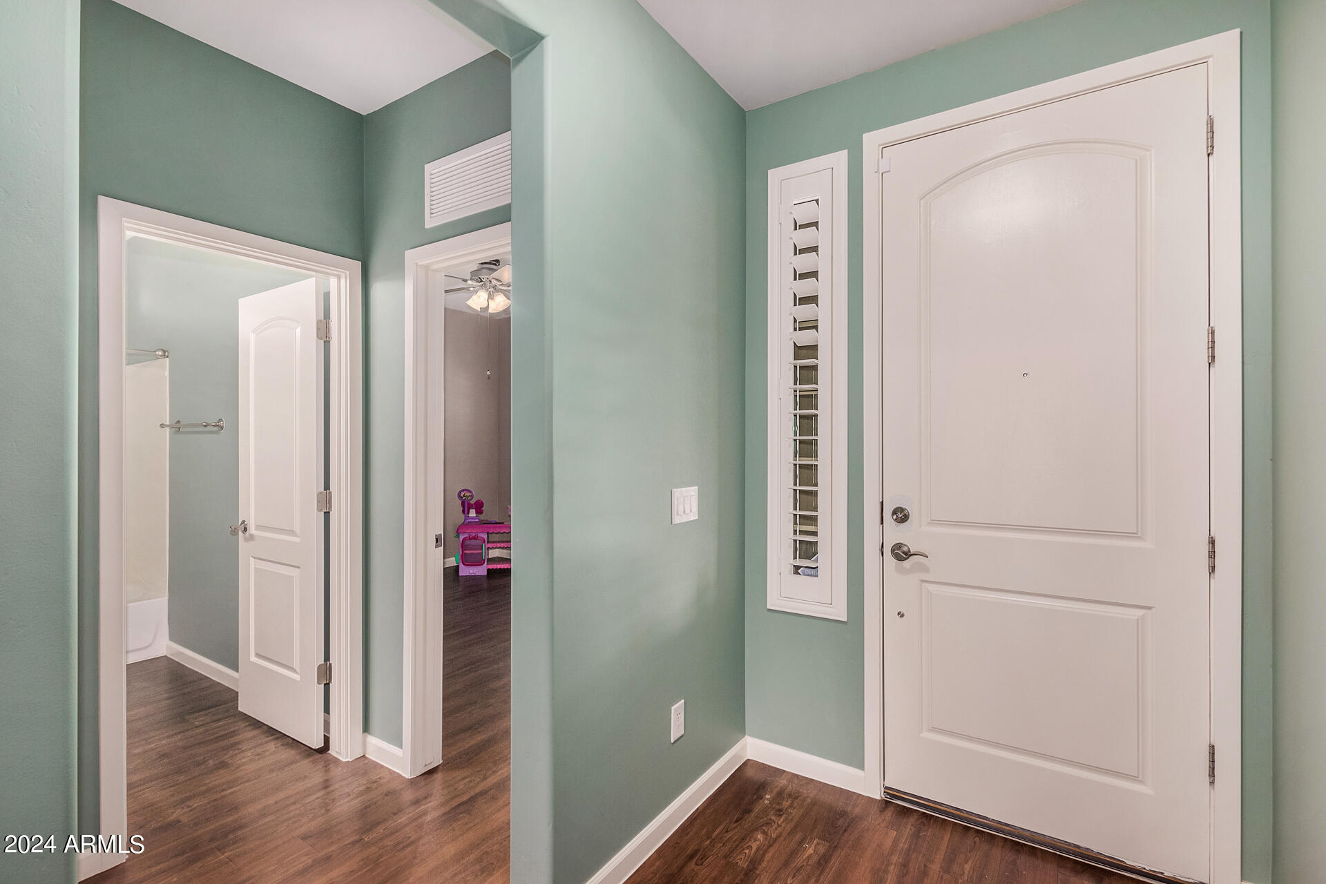 1527 East Apollo Road Phoenix, AZ 85042 - Photo 6 of 56 06 - Apollo