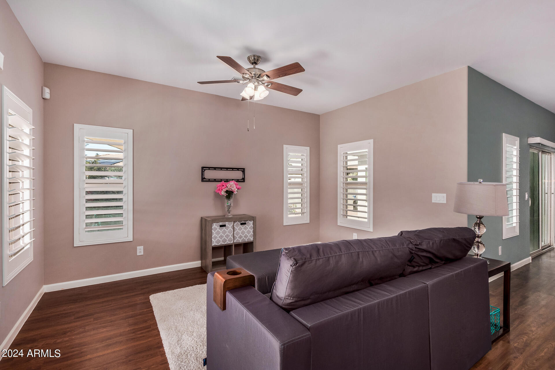 1527 East Apollo Road Phoenix, AZ 85042 - Photo 8 of 56 08 - Apollo