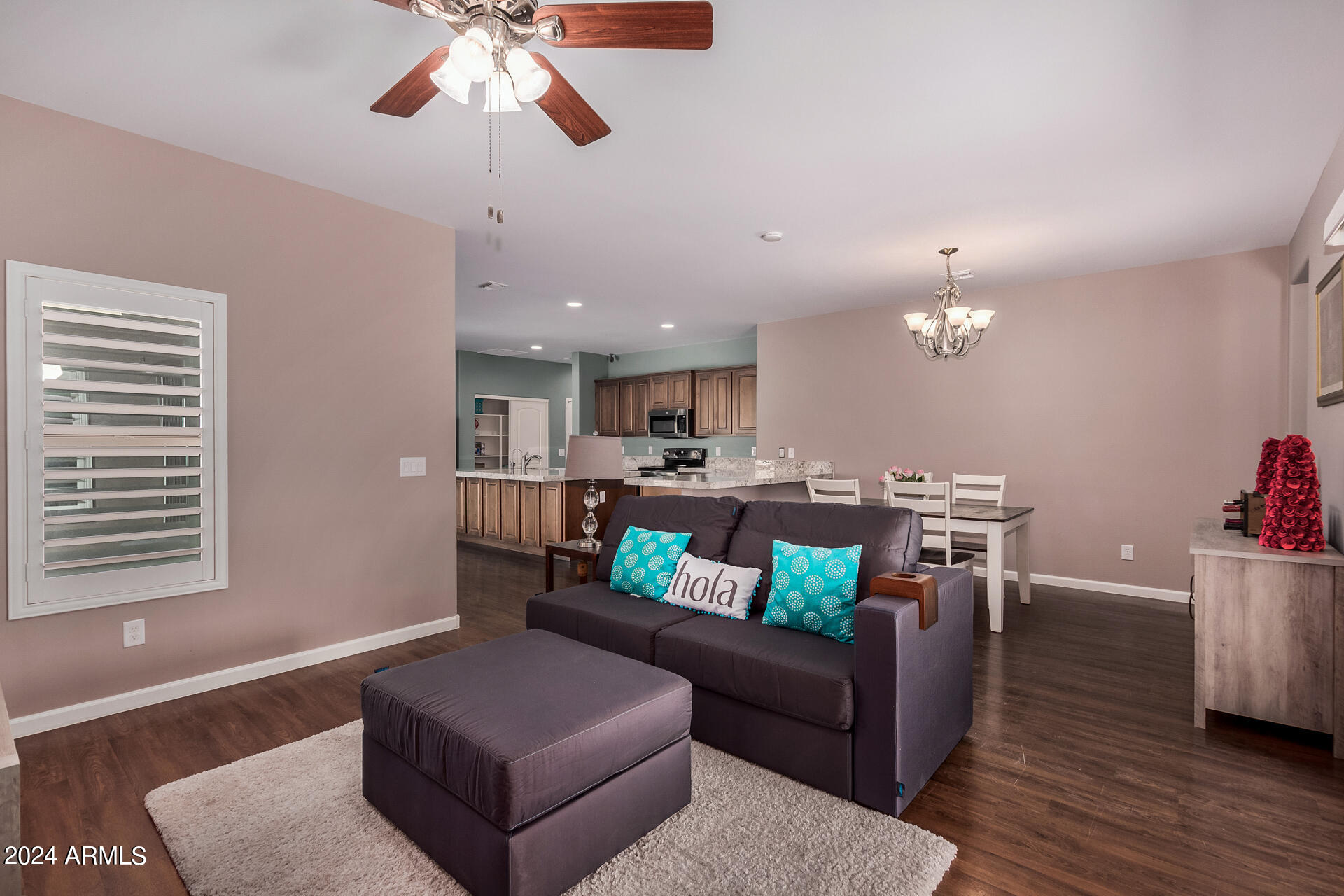 1527 East Apollo Road Phoenix, AZ 85042 - Photo 10 of 56 10 - Apollo