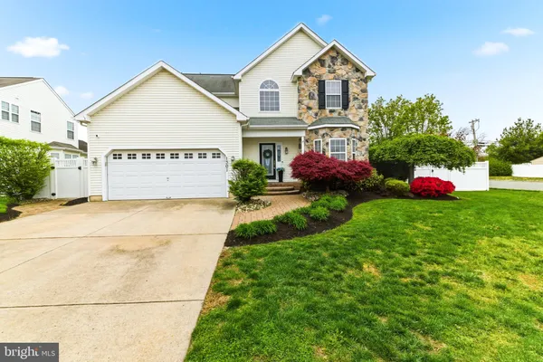 $600,000 | 1301 Sassafras Lane, Williamstown, NJ 08094
