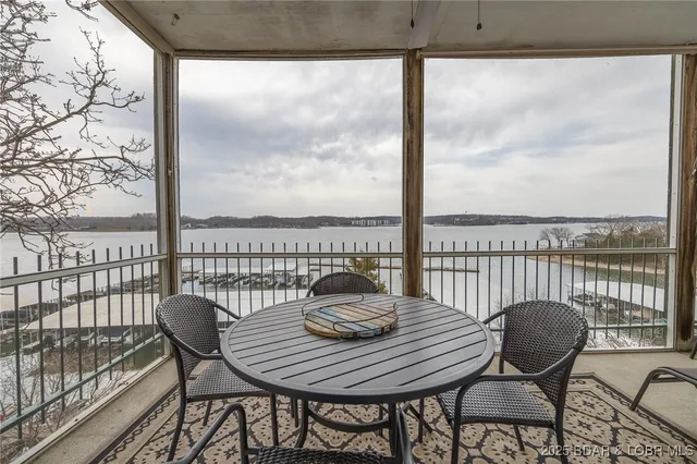 $325,000 | 600 Harbour Towne Drive, Unit 603W, Lake Ozark, MO 65049