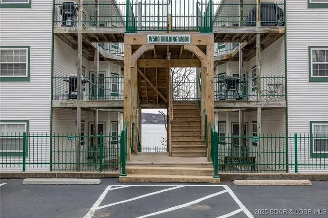 $325,000 | 600 Harbour Towne Drive, Unit 603W, Lake Ozark, MO 65049