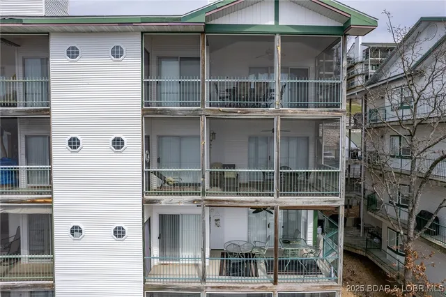 $325,000 | 600 Harbour Towne Drive, Unit 603W, Lake Ozark, MO 65049