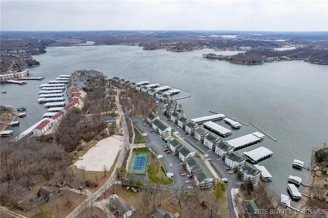 $325,000 | 600 Harbour Towne Drive, Unit 603W, Lake Ozark, MO 65049