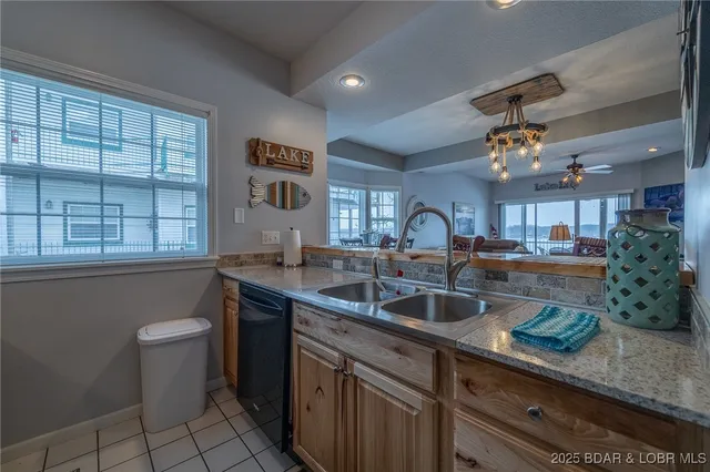 $325,000 | 600 Harbour Towne Drive, Unit 603W, Lake Ozark, MO 65049