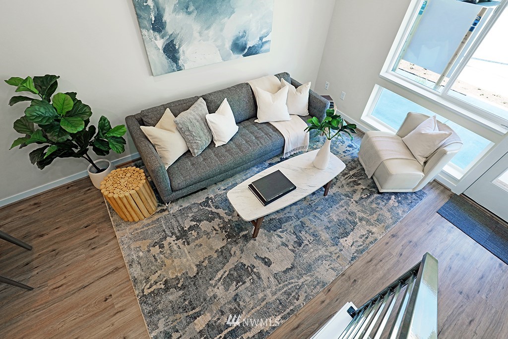 525 Northwest 70th Street Seattle, WA 98117 - Photo 13 of 28