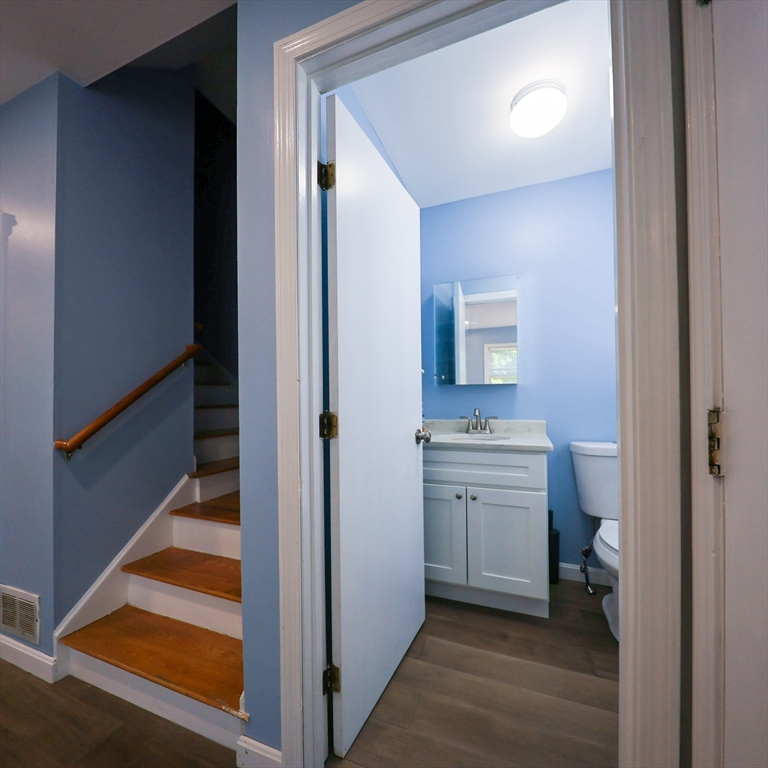 34 Farmland Road, Unit A Lowell, MA 01850 - Photo 11 of 32