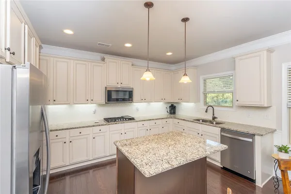 $750,000 | 22 Old American Boulevard, Pendleton, SC 29670