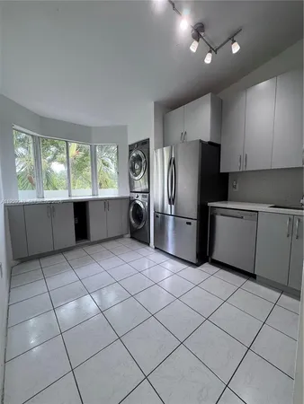 $2,150 | 13302 Southwest 152nd Street, Unit 3006, Miami, FL 33177