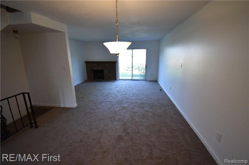 27407 Hoover Road Warren, MI 48093 - Photo 4 of 20