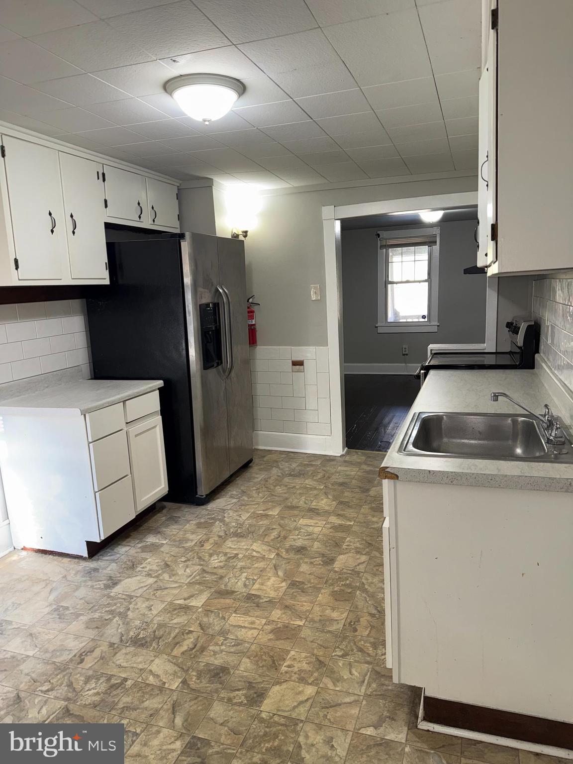 395 Hephzibah Hill Road Coatesville, PA 19320 - Photo 8 of 13 KITCHEN