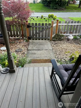 $3,500 | 512 Ave C, Snohomish, WA 98290