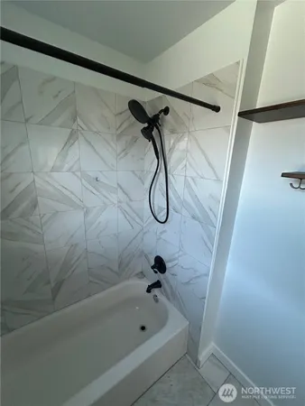 $3,500 | 512 Ave C, Snohomish, WA 98290