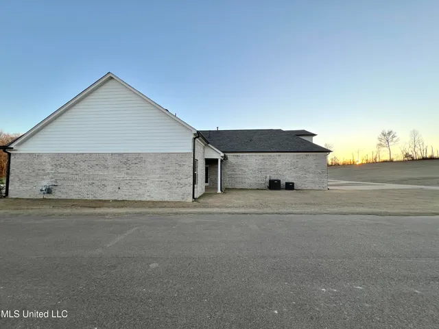 $359,900 | 2201 Scott Mdws Lane, Hernando, MS 38632