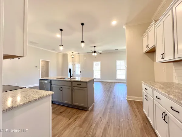 $359,900 | 2201 Scott Mdws Lane, Hernando, MS 38632
