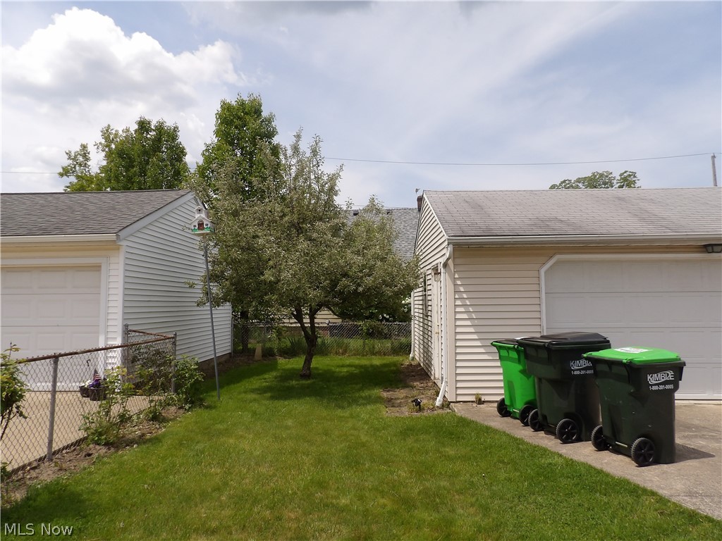 1636 Mapledale Road Wickliffe, OH 44092 - Photo 5 of 30 Gallery Image 5