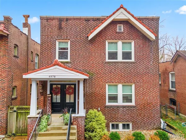 $489,000 | 4978 Odell Street, St. Louis, MO 63139