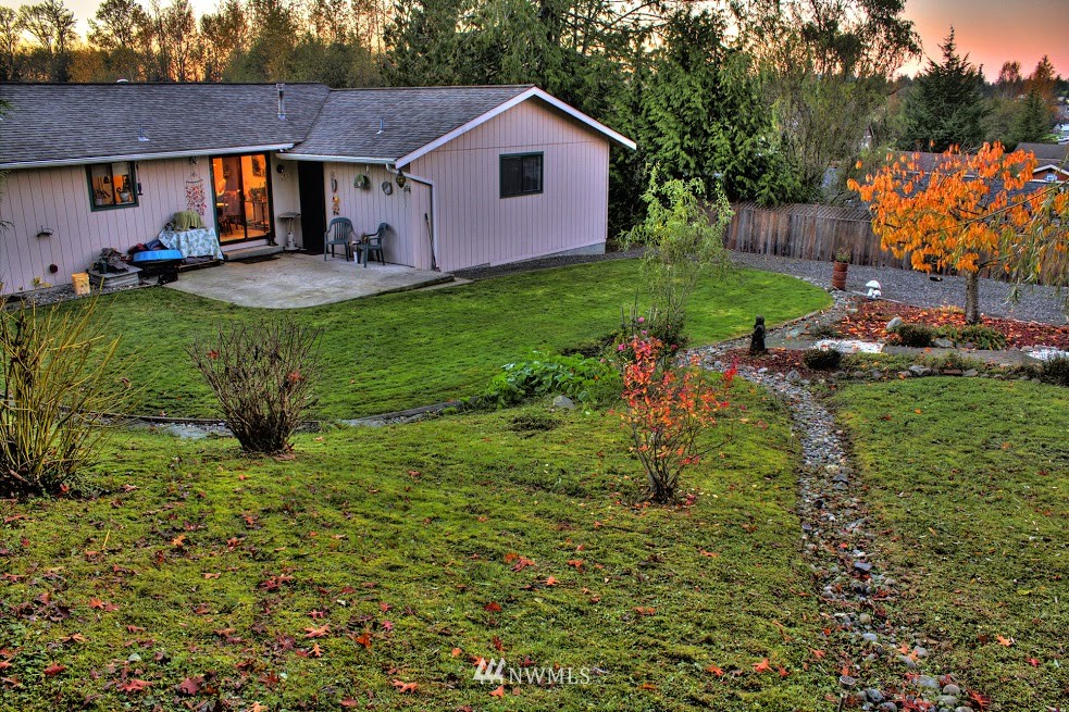 1202 North Waugh Road Mount Vernon, WA 98273 - Photo 2 of 24 Gallery Image 2