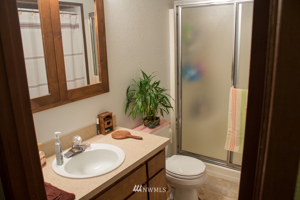 1202 North Waugh Road Mount Vernon, WA 98273 - Photo 13 of 24 Gallery Image 13