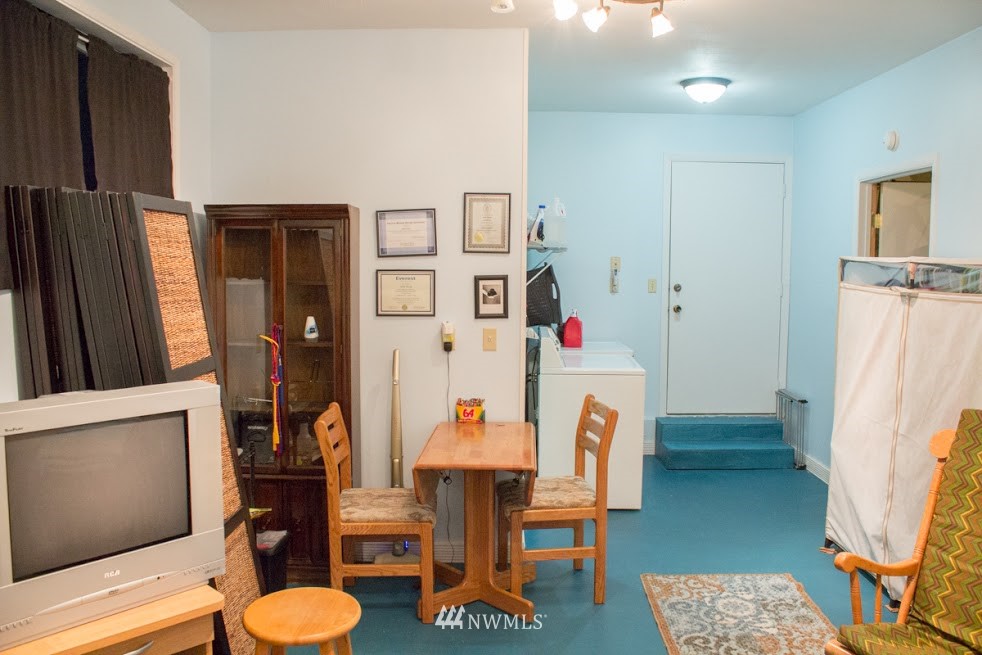1202 North Waugh Road Mount Vernon, WA 98273 - Photo 15 of 24 Gallery Image 15
