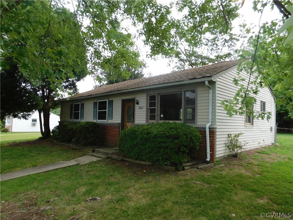 9807 Durango Road Henrico, VA 23228 - Photo 2 of 24 Gallery Image 2