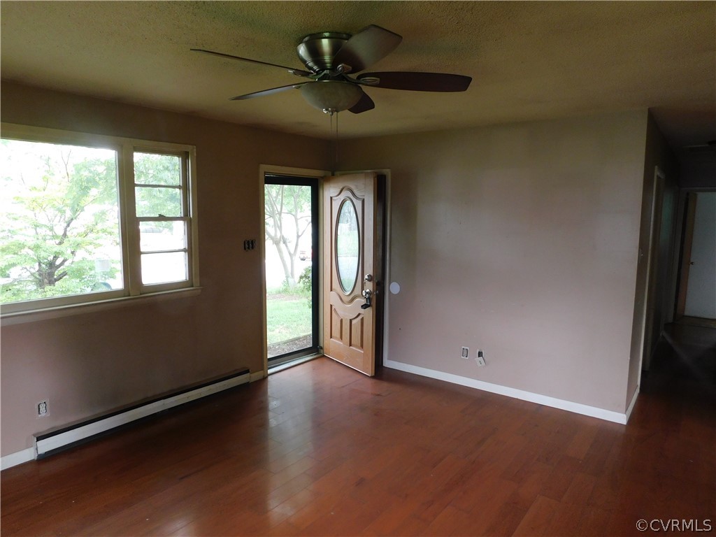 9807 Durango Road Henrico, VA 23228 - Photo 5 of 24 Gallery Image 5
