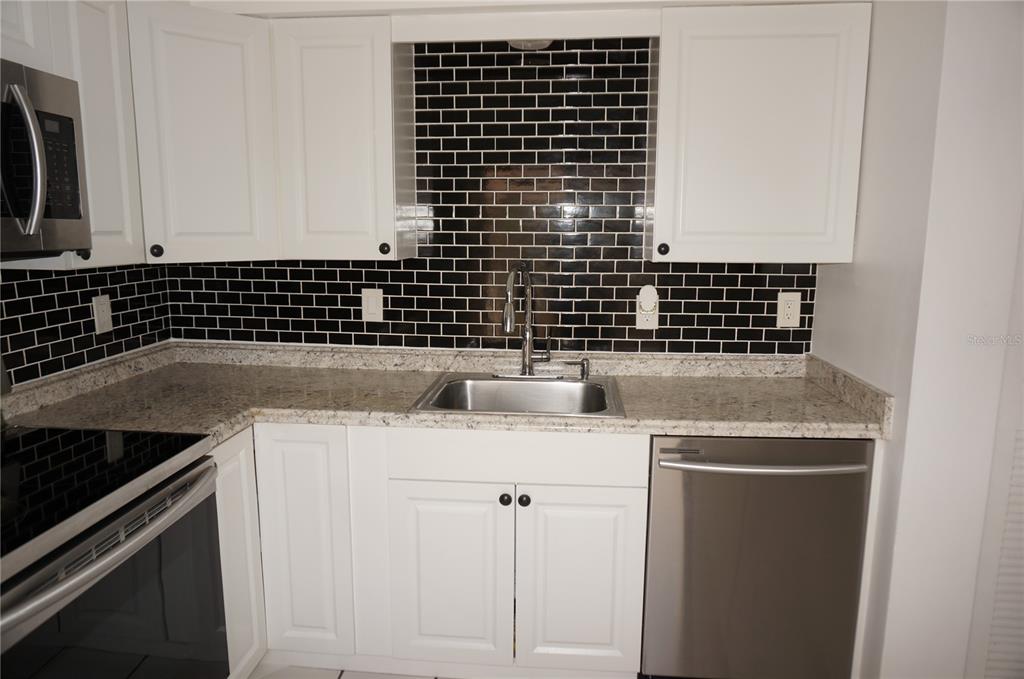 13100 South McCall Road, Unit 184 Port Charlotte, FL 33981 - Photo 32 of 35 Gallery Image 32