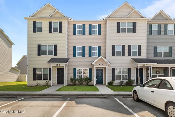 $1,700 | 415 Caldwell Loop, Jacksonville, NC 28546