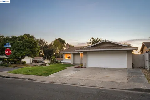 $525,000 | 519 Holly Street, Vallejo, CA 94589