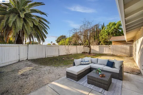 $525,000 | 519 Holly Street, Vallejo, CA 94589