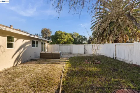 $525,000 | 519 Holly Street, Vallejo, CA 94589