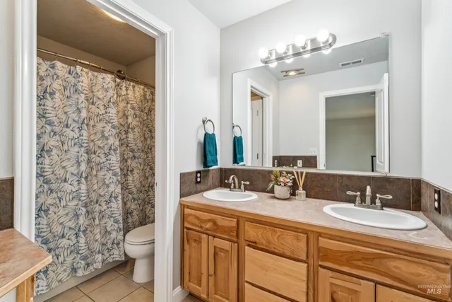 $1,250,000 | 5740 W Highway, Emmett, ID 83617