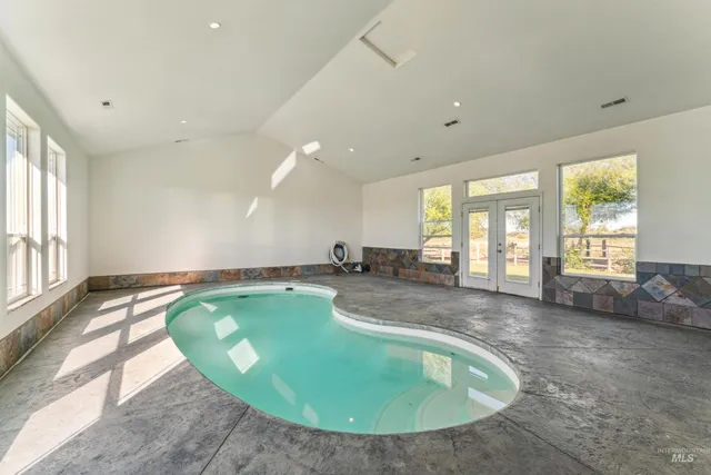 $1,250,000 | 5740 W Highway, Emmett, ID 83617