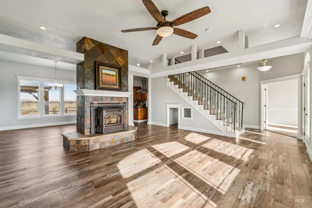 $1,250,000 | 5740 W Highway, Emmett, ID 83617