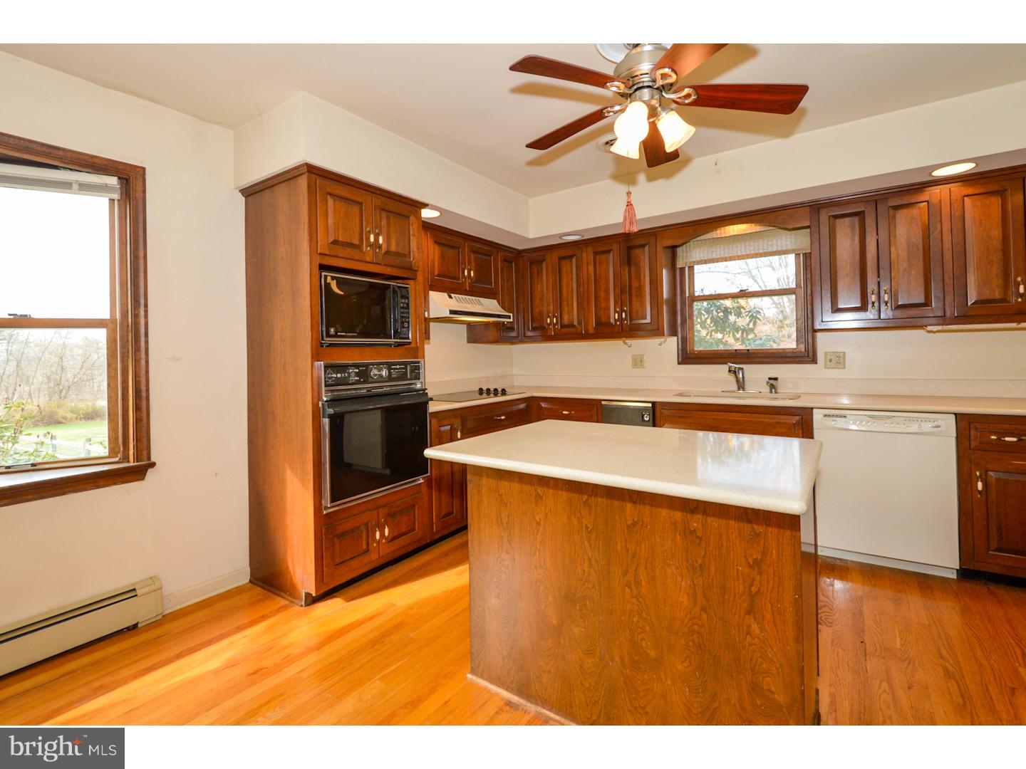 245 Valley View Road Riegelsville, PA 18077 - Photo 7 of 25 Kitchen
